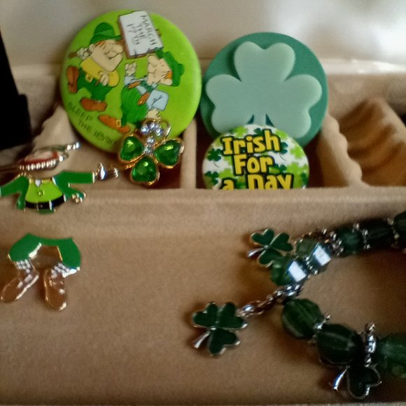 St. Patrick's Day EUC 8 Item Jewelry Collection Earrings Pin Bracelet-Item #329 - Picture 3 of 4